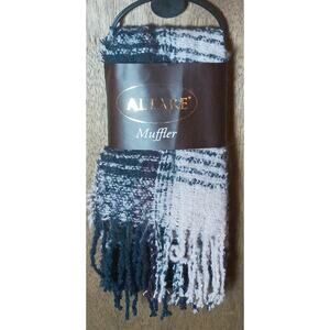 Altare Gray/ White/ Teal Plaid Knit Blanket Scarf NWT